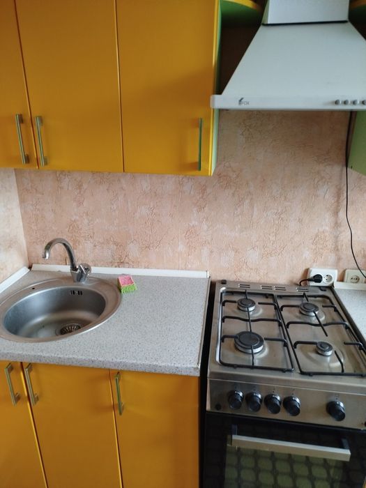 Сдам 1 к.кв. м.Метростроителей