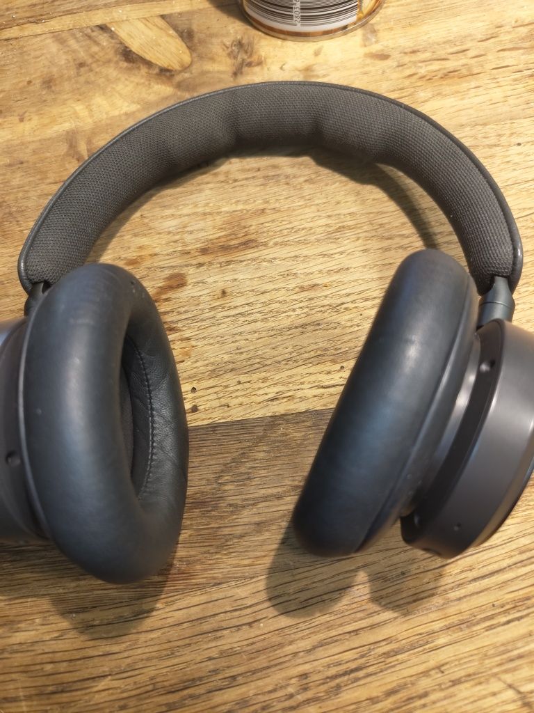 Bang & Olufsen  Beoplay HX antracyt