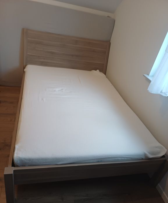 Łóżko sypialniane 140x200