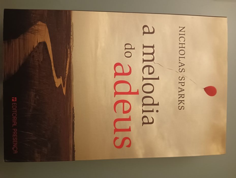 A Melodia do Adeus	de Nicholas Sparks 	Como novo!