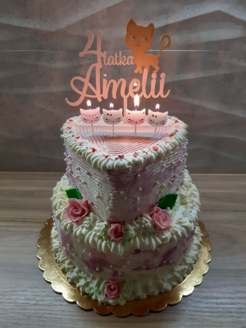 Topper na tort 4 latka Amelii kotek