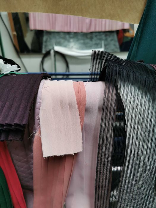 Maszyna do plisowania tkanin krawieckich - używana