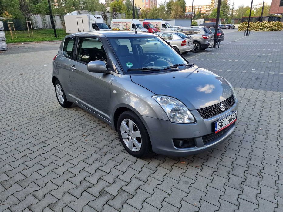 Suzuki Swift 1.5 102KM benzyna keyless go bez rdzy z Niemiec