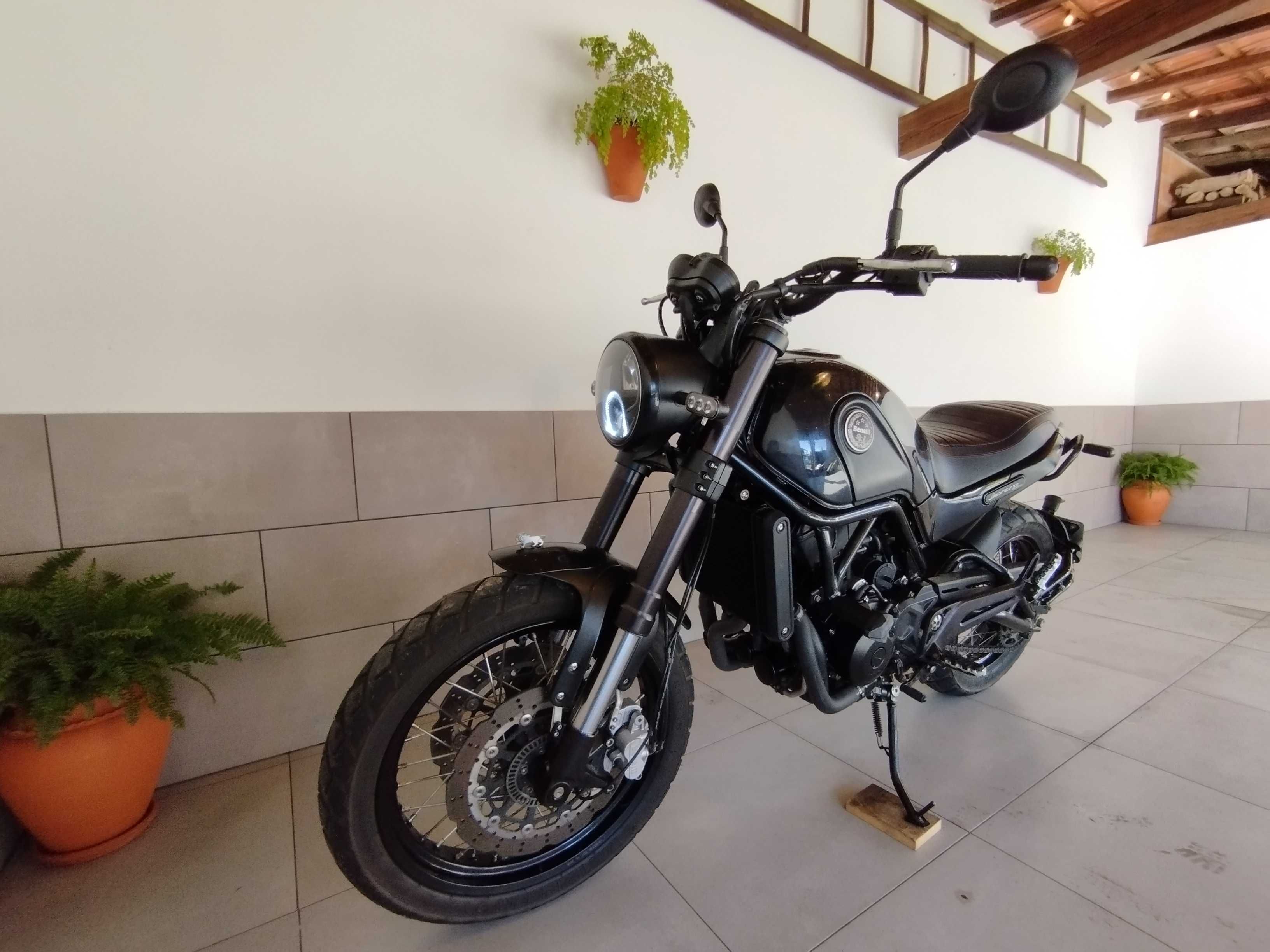 Benelli Leoncino 500 Versão TRAIL - 2019