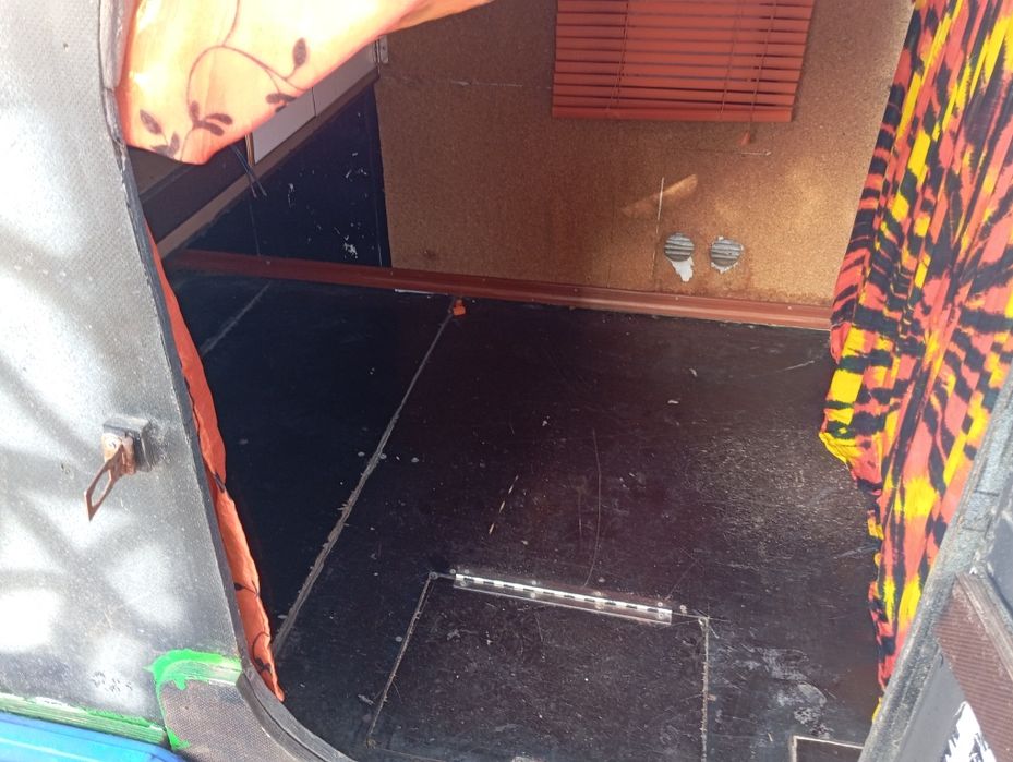 Reboque minicaravana de 300 kg