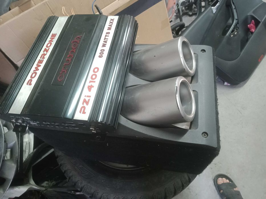 Усілітель на автомобіль