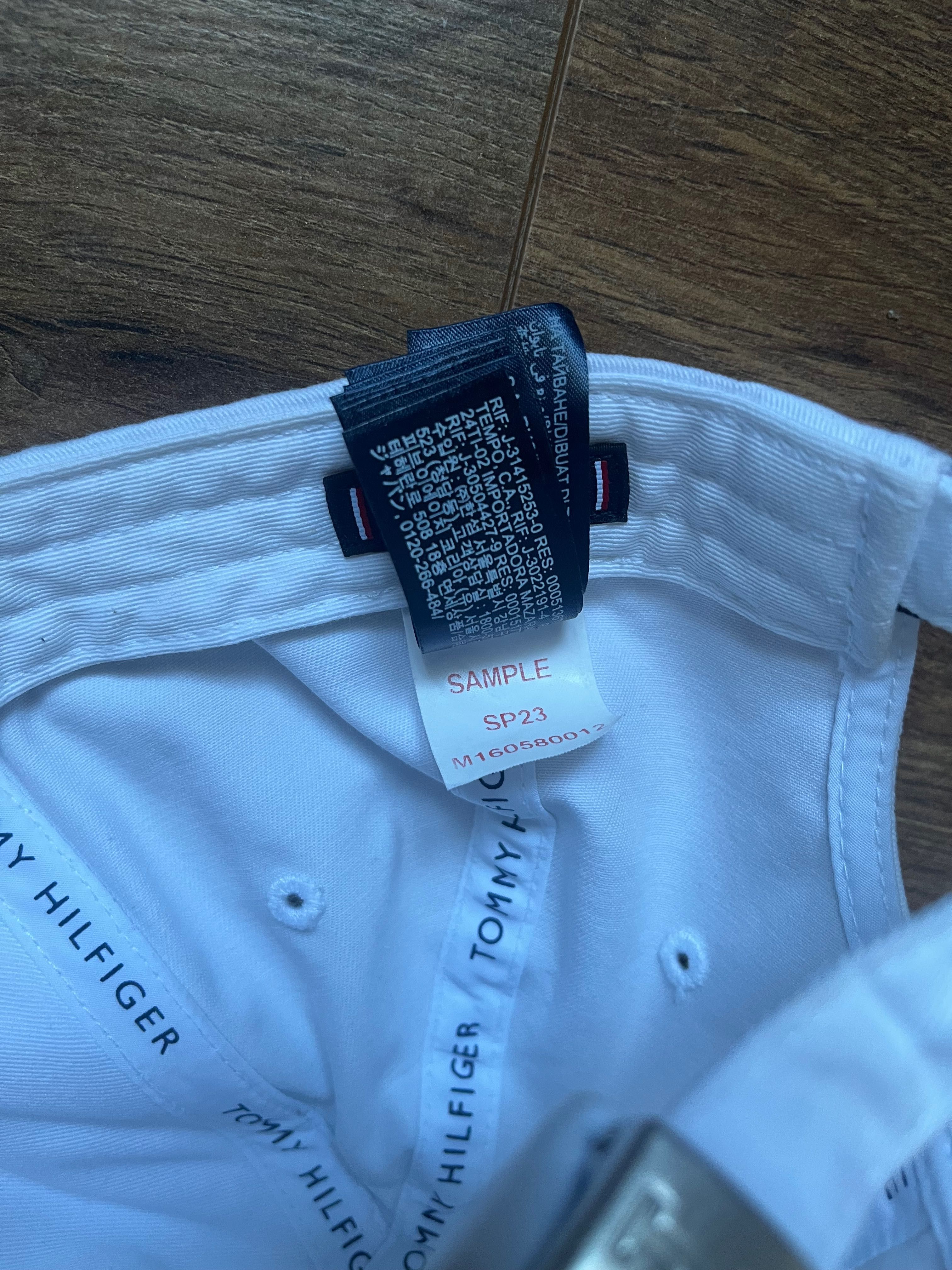 кепка Tommy Hilfiger біла класична OneSize Нова