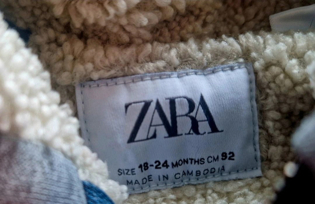 Jeansowa kurtka z futerkiem i kapturem Zara 92 18-24