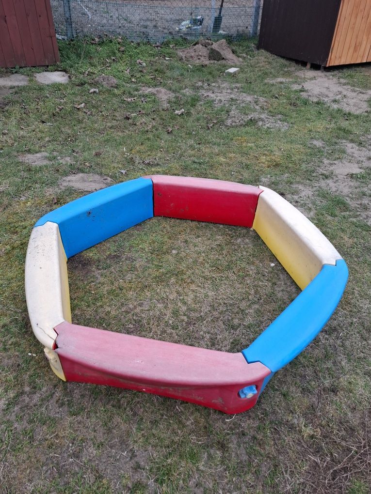 Piaskownica dla dziecka plastikowa tanio.