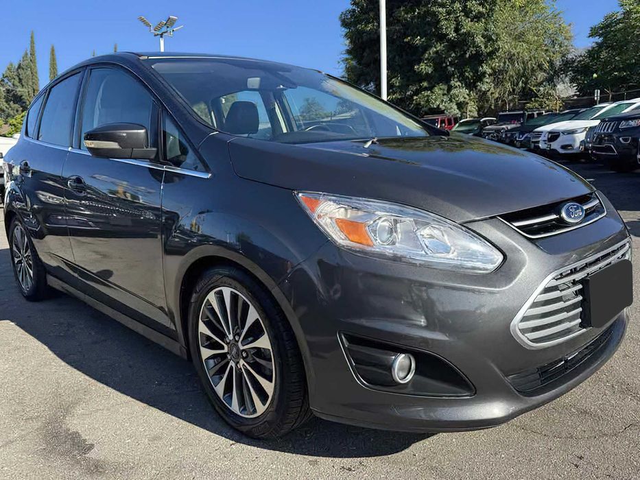 Ford C-Max Energi Titanium      2017
