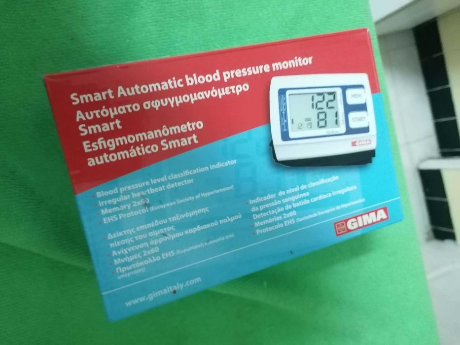 Medidor de tensão Gima. Novo, na caixa.