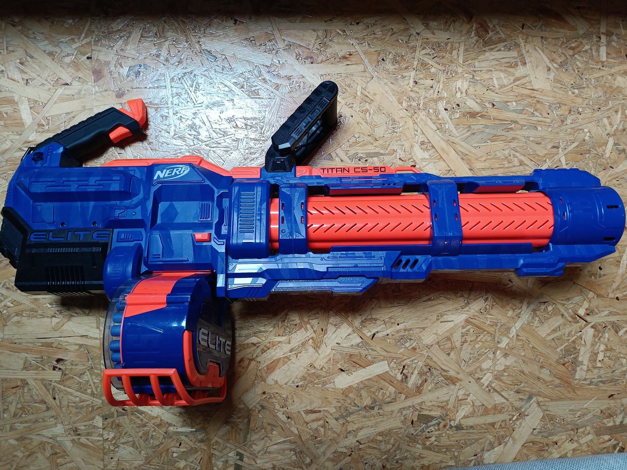 NERF minigun N-Strike Elite Titan CS-50