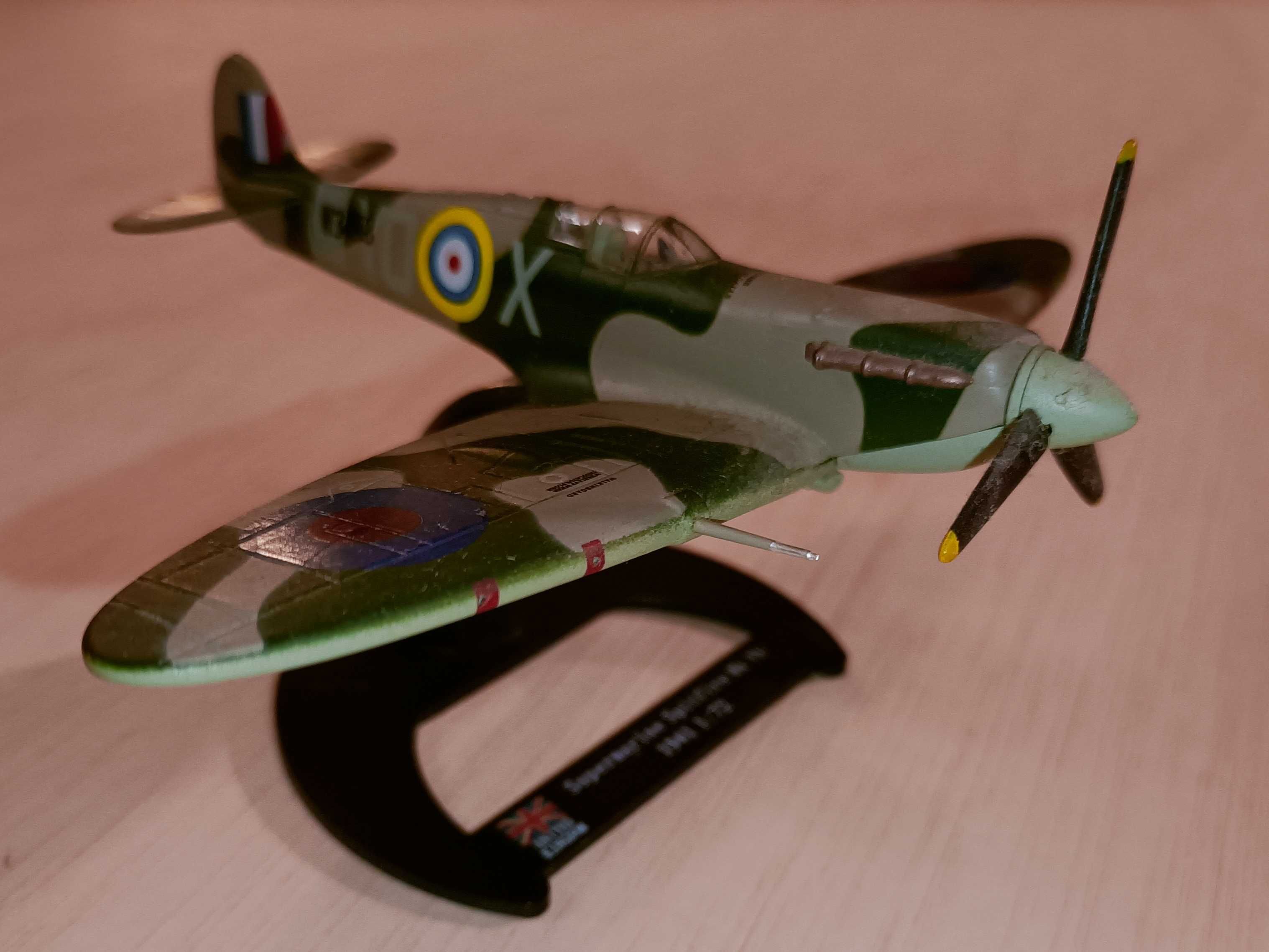 Miniatura avião Spitfire
