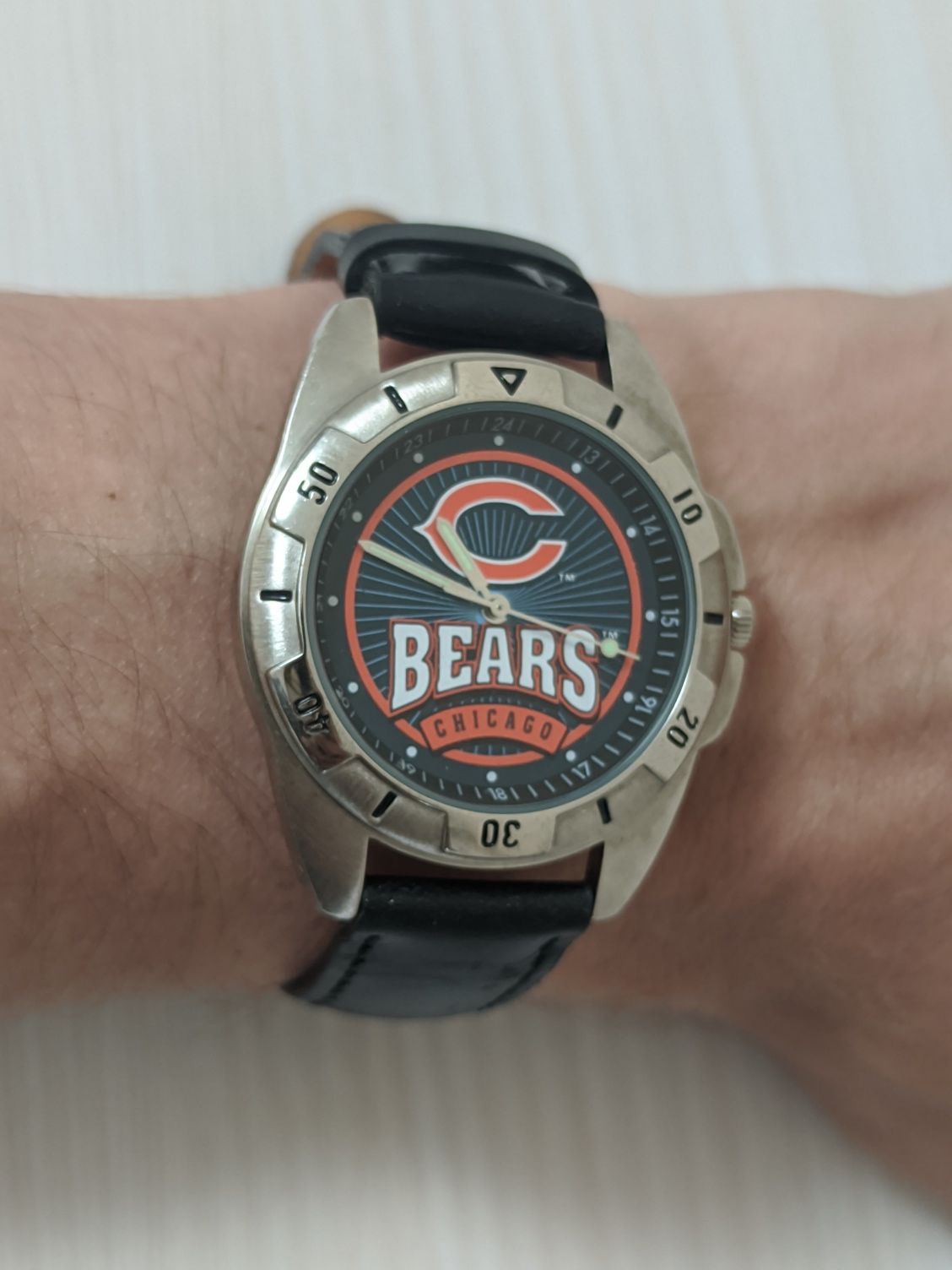 Часы NFL Чикаго Беарз Chicago Bears Fossil оригинал
