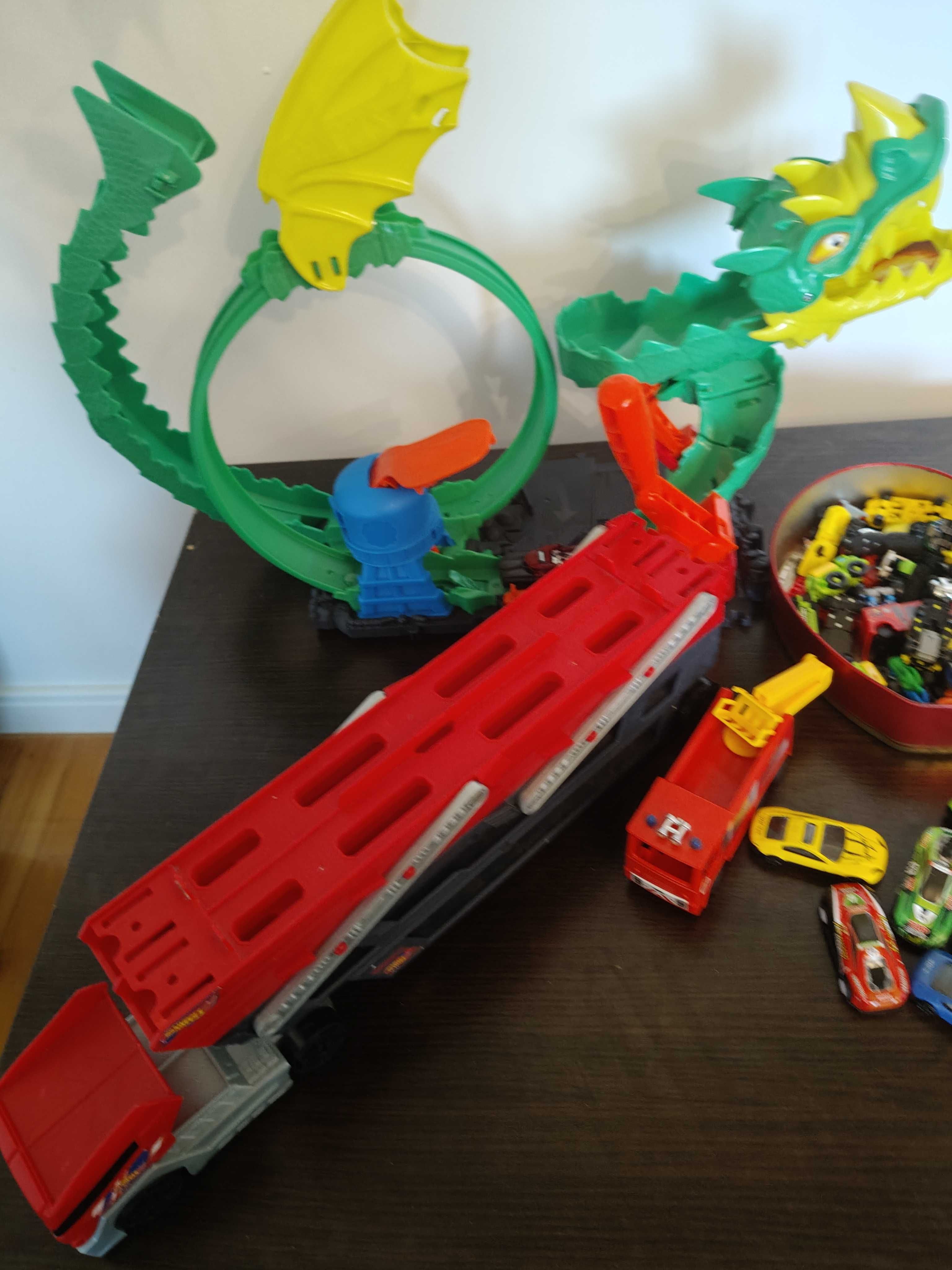 Hot Wheels tor smok oraz laweta