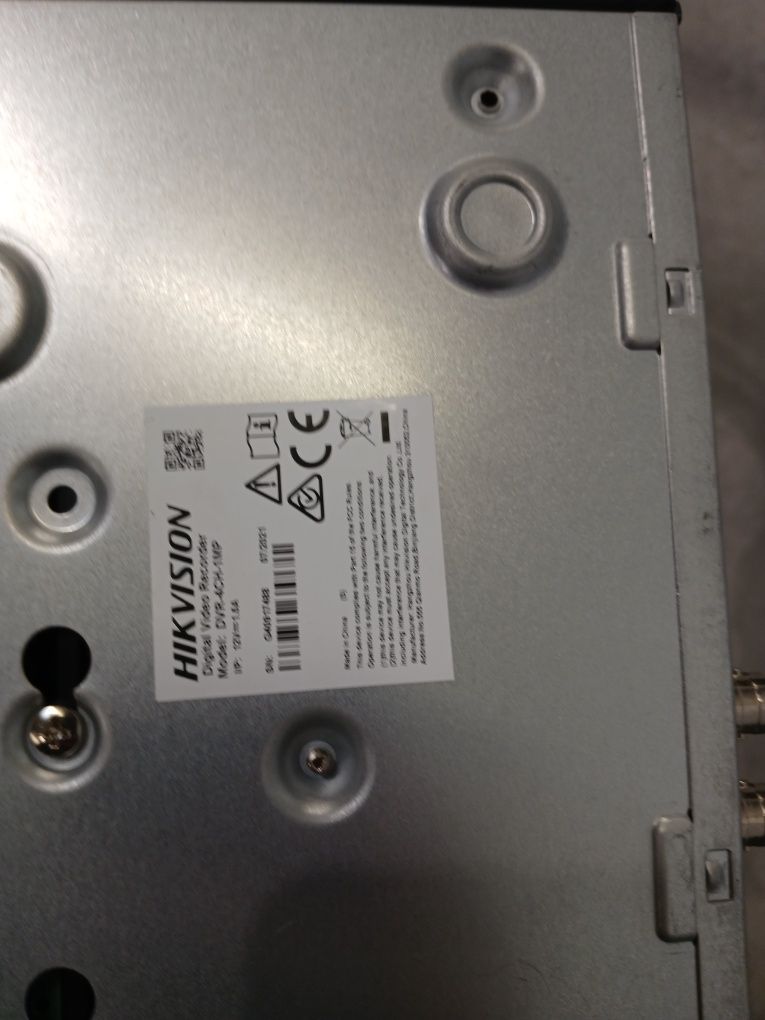 Videorejestrator hikvision