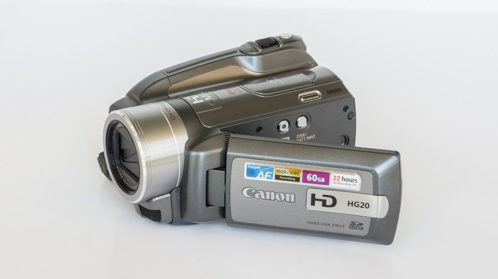 Видеокамера Canon HG20 Full HD 50i 24 MB/c, HDD 60GB, Zoom 12x