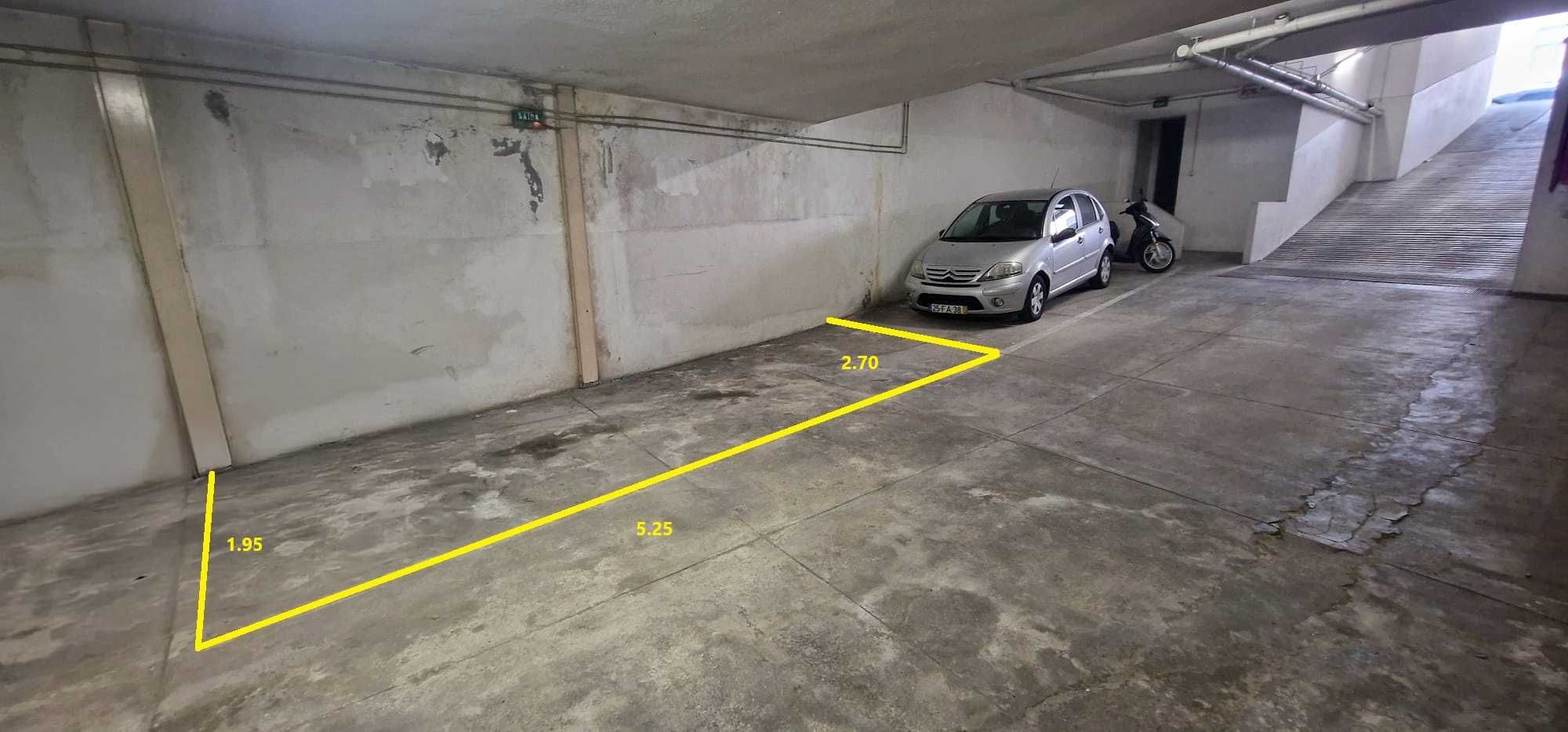 Garagem - Porto -  Carvalhido - Rua de Francos