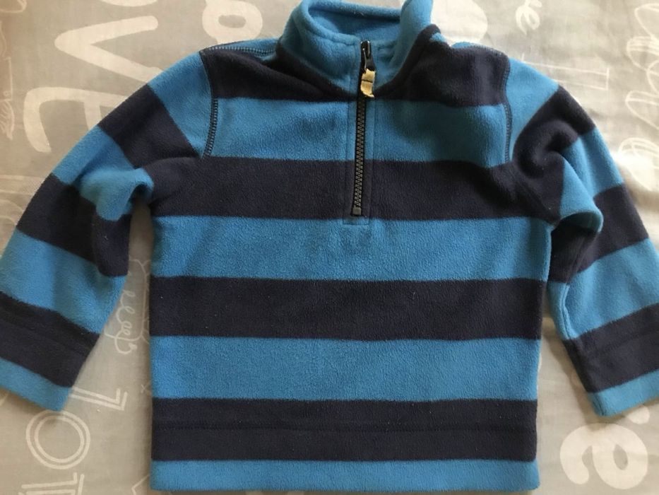 Продам кофты на мальчика 2 года