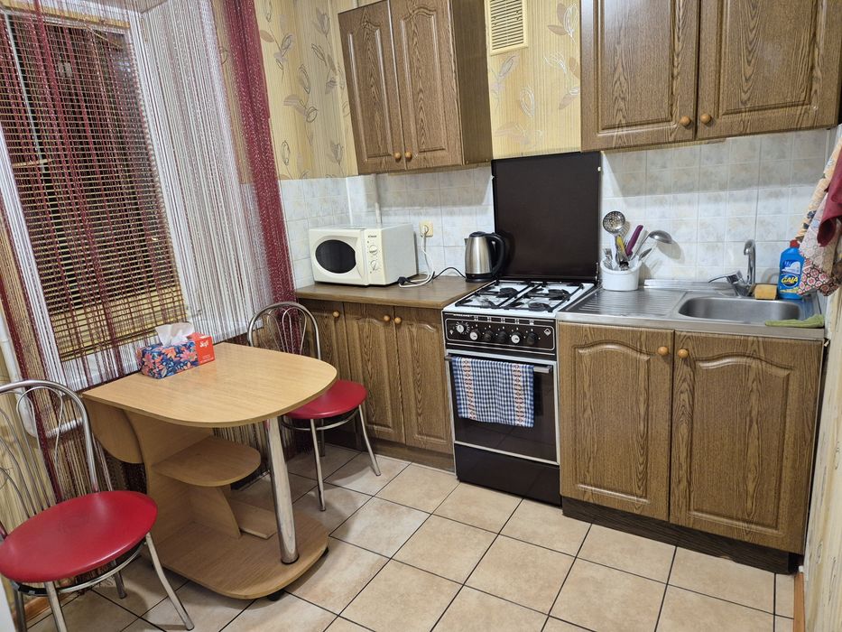 Квартира подобово центр госпіталь КСМ,ЗНУ ангіолайф