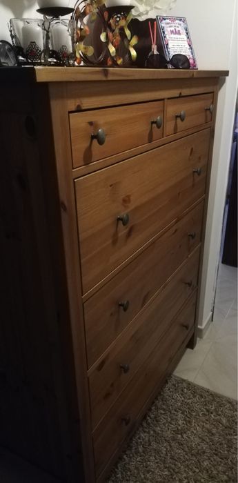 Comoda Ikea castanha