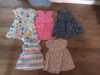 Sukienki letnie krotki rękaw rozm 92 Next H&m Tu