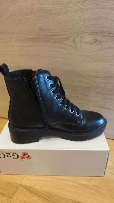 Sprzedam buty zimowe damskie