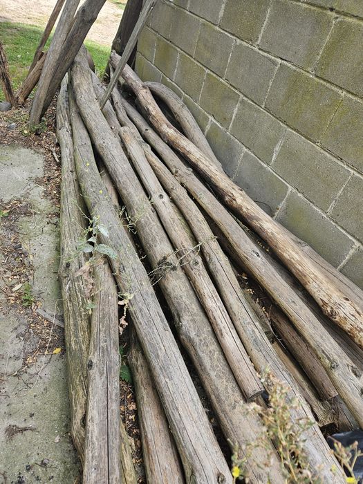 Drągi kołki huśtawka słupki