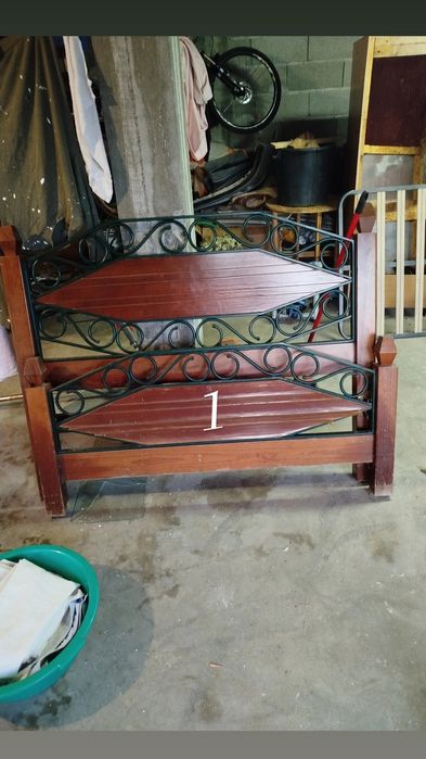 Dou camas de casal e solteiro