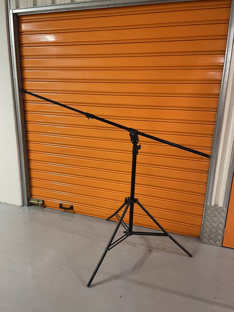 Tripé MANFROTTO 420B Pé Girafa Preto