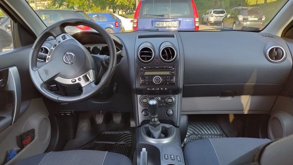 Nissan Qashqai+2 2.0 B+gaz full servis, bezwypadkowy