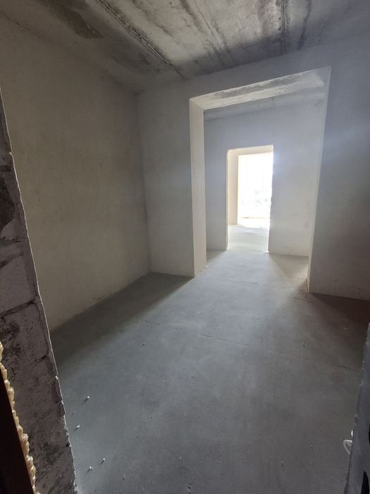 Новобудова 54м2  ЦЕНТР Продам 1 кім квартиру