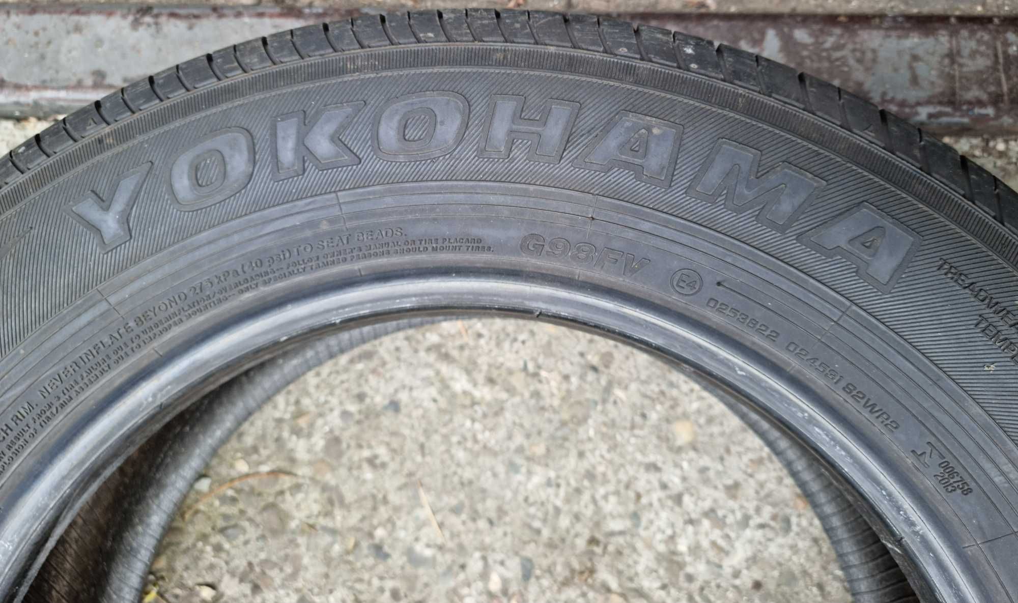 225/65R17 Yokohama Geolander G98 * Lato * 2017r * 2 sztuki **# 212 K