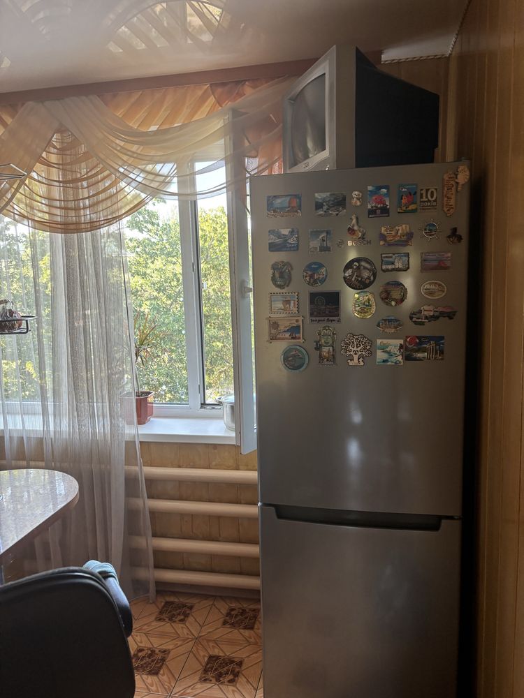 Продам 2-х комнатную квартиру в Александровке Краматорский р-н