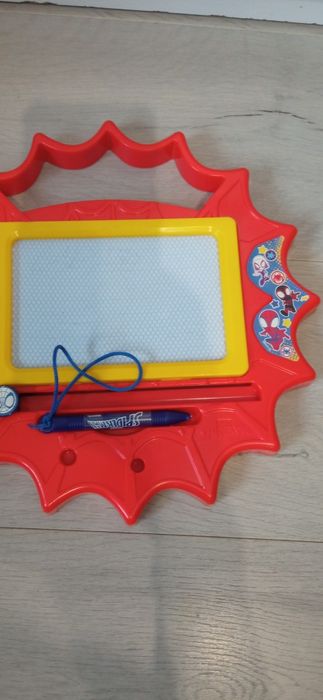 Tablica znikopis dla dziecka