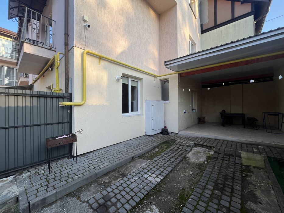 Продам квартиру в новобудові стрий