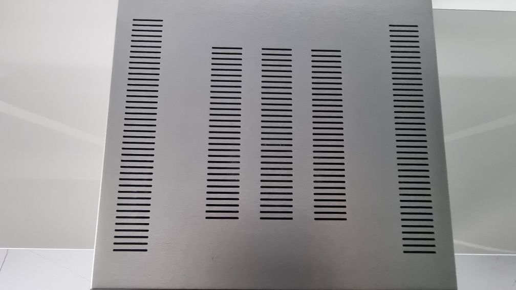 Wzmacniacz Hegel H200