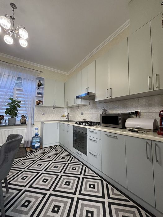 Без комісії ! Центр м. Сокаль. Унікальна квартира