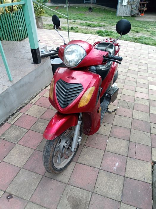 Продам скутер Stringer 150
