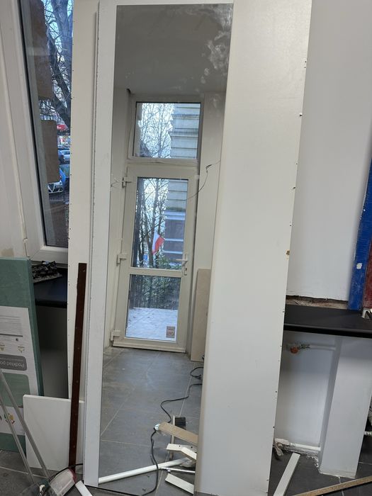 Oddam lustro na plycie