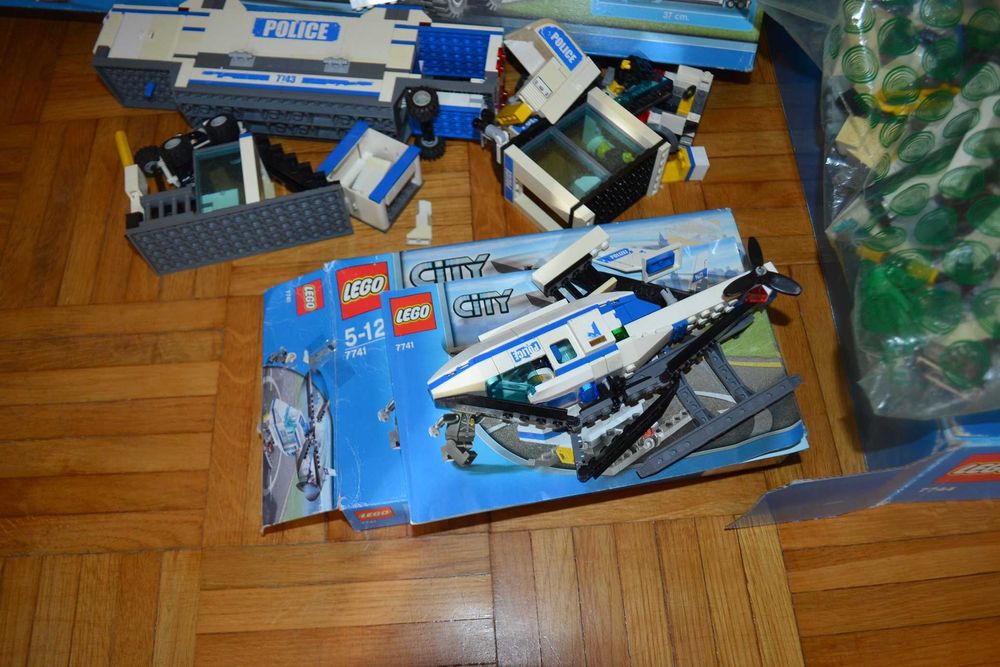 Klocki Lego City Komisariat Policja i inne ok. 18 kg MIKS