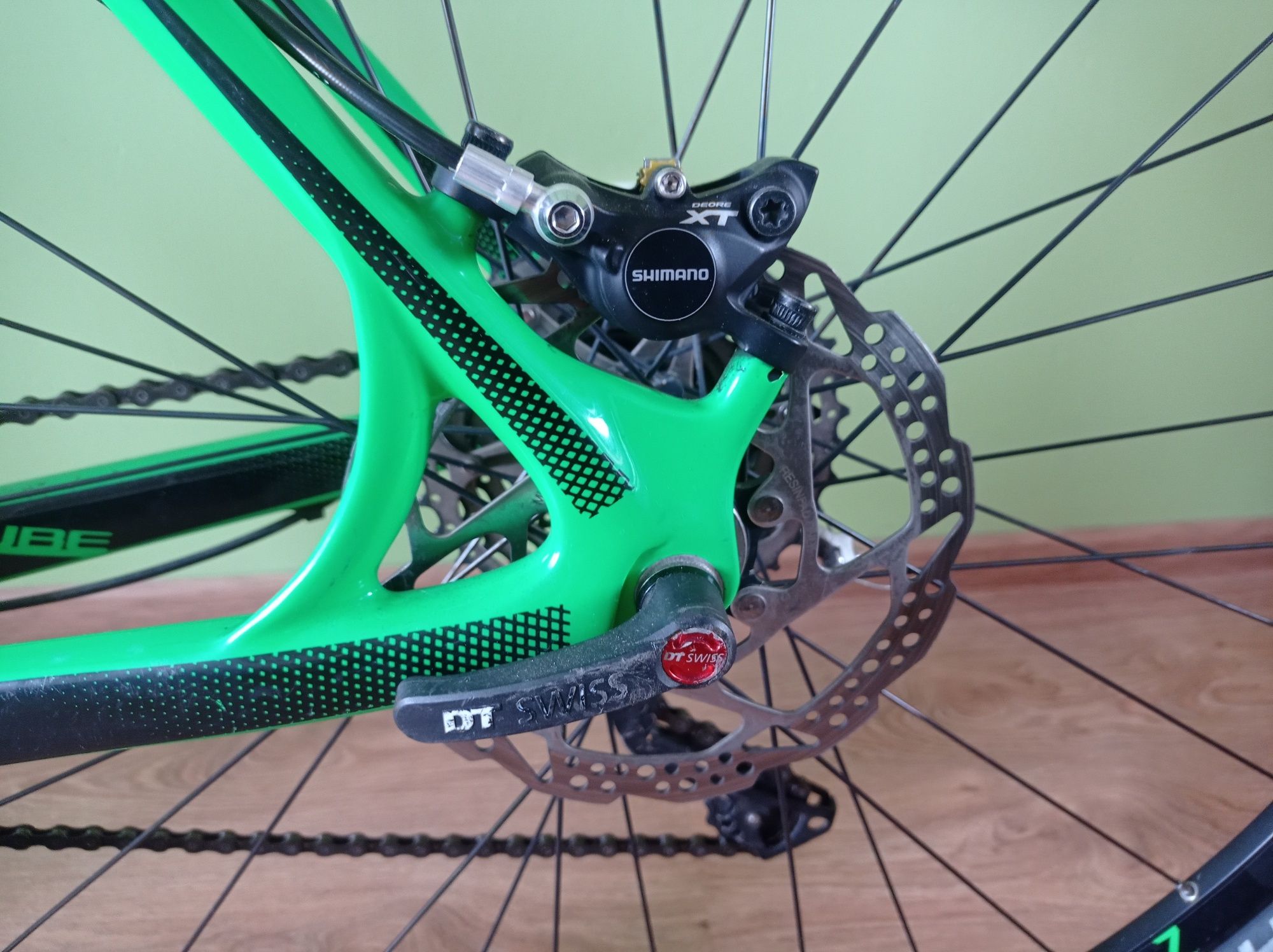 Cube Reaction full XT karbon carbon