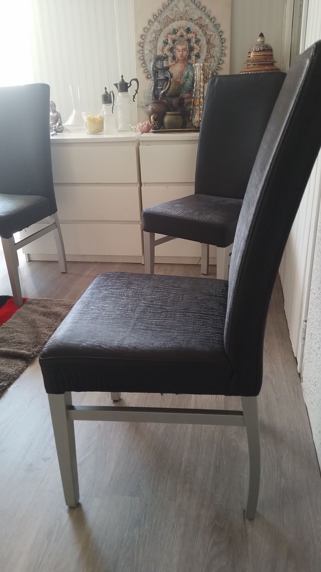 Vendo cadeira de mesa