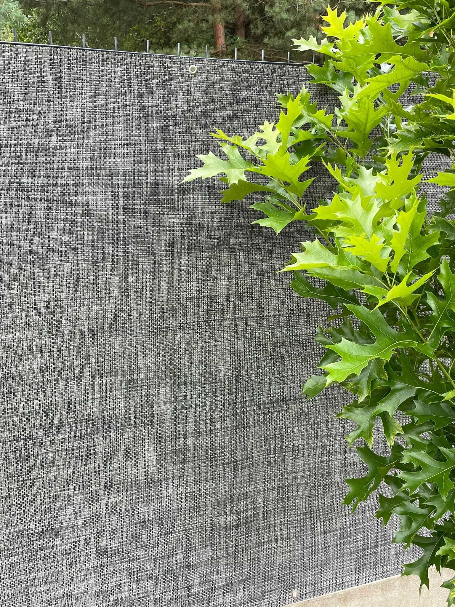 Mata  oslona cieniujaca na ogrodzenie płot technoratan okazja