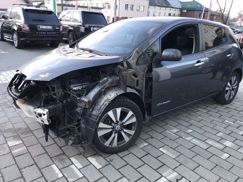 Розбірка шрот розборка на запчастини Ніссан Ліф Nissan Leaf 11-23