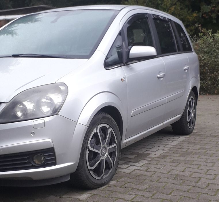 Opel Zafira 1.9 cdti 7 osobowy