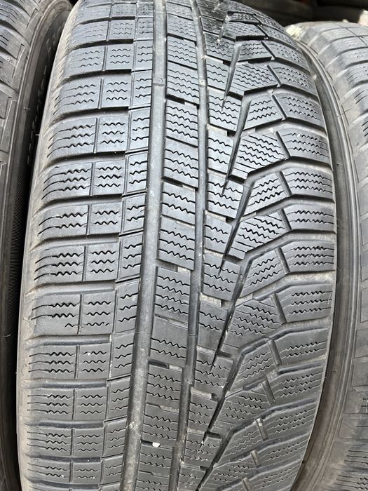 Шины зимние 225/60/R17 Hankook Winter iceptEvo2