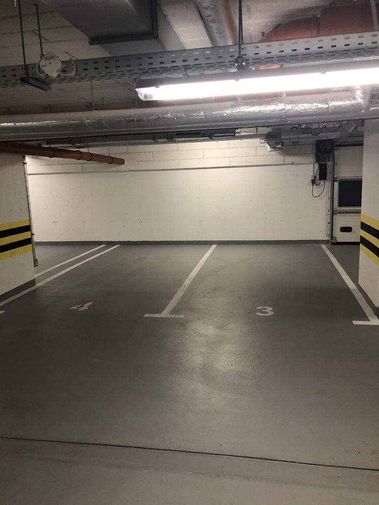 Miejsce parkongowe  w garażu podziemnym Piastów ul. Piłsudskiego