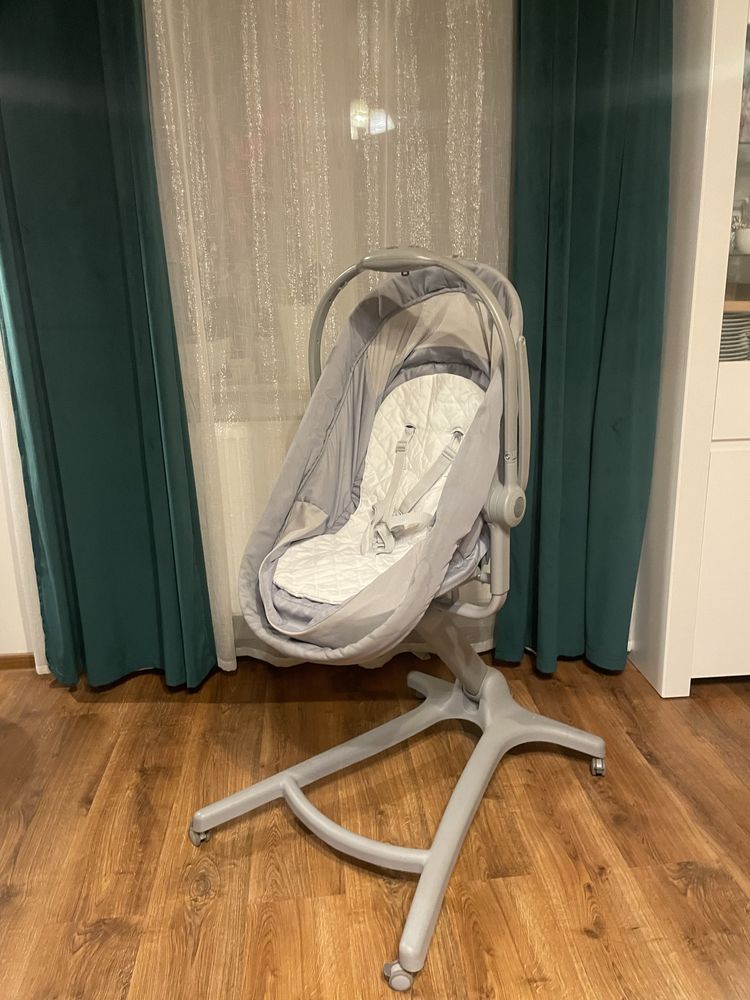 Łożeczko chicco  Baby Hug 4w1 w komplecie z przewijakiem i calmy wave