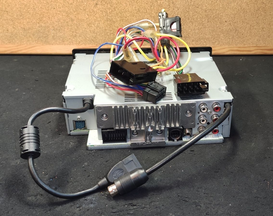 ALPINE IDA-X 303 USB radio